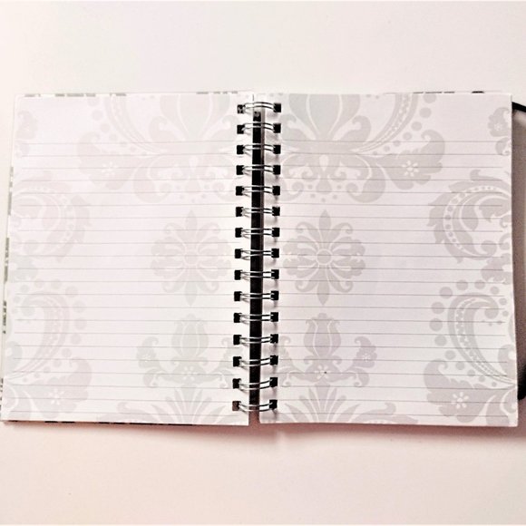 Writing Journal ~ Fleur de Lis Flocked Design on Plastic Cover ~ Elastic Closure - Picture 6 of 10